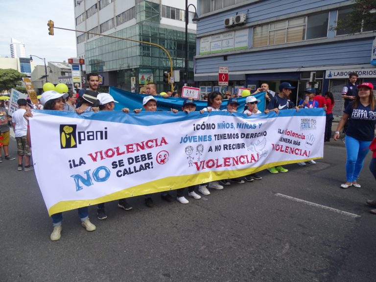 Noticias 19 DSC03633 MARCHA